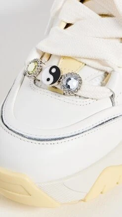 Axel Arigato Catfish Lo -Sam Edelman Shop aarig301381eebd 1680793996876 2 0. UX357 QL90