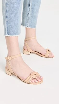 Alexandre Birman Vicky X Strap Sandals 30mm 8 Alexandre Birman Vicky X Strap Sandals 30mm -Sam Edelman Shop albir3033611231 1672264486510 2 0. UX357 QL90