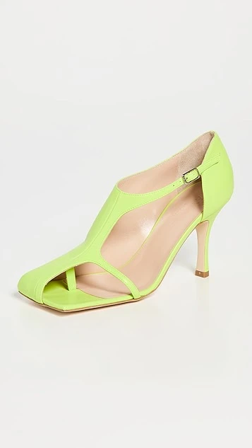 A.W.A.K.E. MODE Gemma Asymmetric Pumps 1 A.W.A.K.E. MODE Gemma Asymmetric Pumps