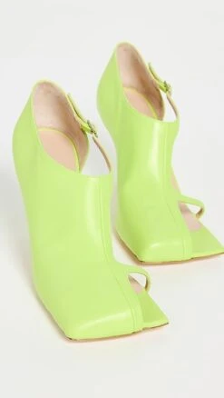 A.W.A.K.E. MODE Gemma Asymmetric Pumps 10 A.W.A.K.E. MODE Gemma Asymmetric Pumps -Sam Edelman Shop awake3030621837 1683040200916 2 0. UX357 QL90