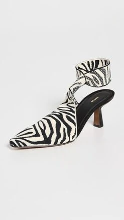 NEOUS Avior Knit Pumps