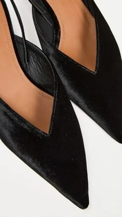 NEOUS Irena Velvet Pumps -Sam Edelman Shop neous300951cd2d 1677884740808 2 0. UX357 QL90