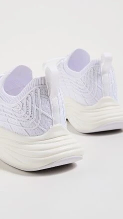 APL: Athletic Propulsion Labs Zipline Sneakers 8 APL: Athletic Propulsion Labs Zipline Sneakers -Sam Edelman Shop plabs3092312b14 1651504223330 2 0. UX357 QL90