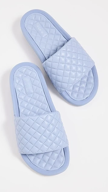 APL: Athletic Propulsion Labs Lusso Slides 1 APL: Athletic Propulsion Labs Lusso Slides