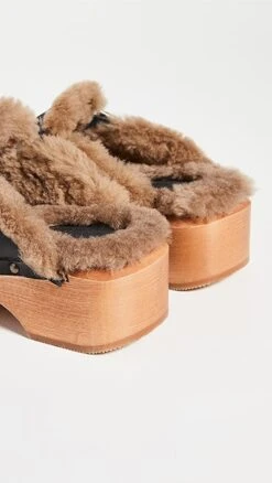 RE/DONE 70s Shearling Clogs -Sam Edelman Shop redon305341b002 1629307389833 2 0. UX357 QL90