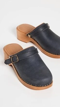 RE/DONE 70s Classic Clogs -Sam Edelman Shop redon306411d9b1 1654284229595 2 0. UX357 QL90