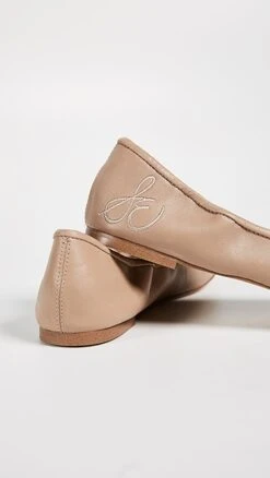 Sam Edelman Felicia Ballet Flats 8 Sam Edelman Felicia Ballet Flats -Sam Edelman Shop samed4038047711 q3 2 0. UX357 QL90