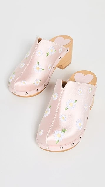 Sleeper Matilda Daisies Embroidered Clogs 4 Sleeper Matilda Daisies Embroidered Clogs - Image 4