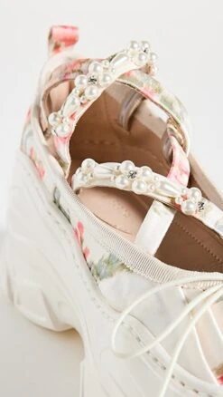 Simone Rocha Round Toe Crisscross Low Trek Ballerina Shoe -Sam Edelman Shop sroch302111f891 1683756283866 2 0. UX357 QL90
