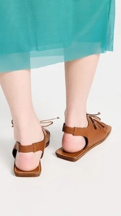 STAUD Quinn Sandals -Sam Edelman Shop staud313931a71d 1674494269630 2 0. UX357 QL90