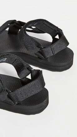 Teva Original Universal Sandals 8 Teva Original Universal Sandals -Sam Edelman Shop tevaa300071c1b4 1619720056842 2 0. UX357 QL90