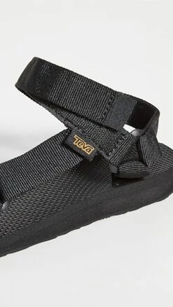 Teva Original Universal Sandals 10 Teva Original Universal Sandals -Sam Edelman Shop tevaa300071c1b4 1619720057081 2 0. UX357 QL90