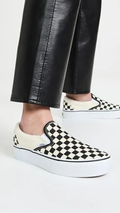 Front Page 15 Front Page -Sam Edelman Shop vanss301321dbc1 1641245293435 2 0. UX357 QL90