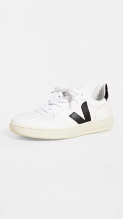 Veja V-10 Lace Up Sneakers