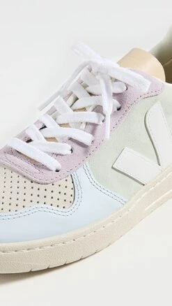 Veja V-10 Suede Sneakers -Sam Edelman Shop vejaa305831ebb5 1673626657923 2 0. UX357 QL90